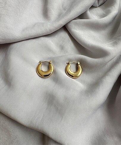 Diğer Çelik gold küpe