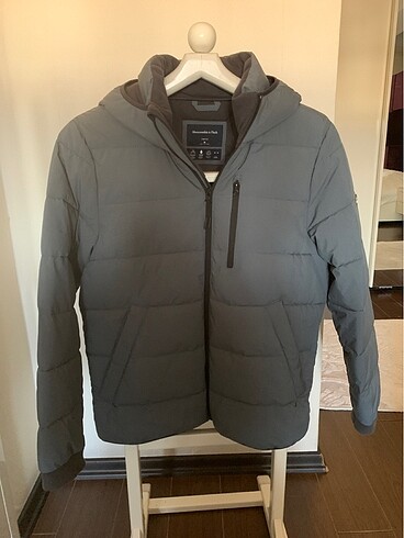 Abercrombie & Fitch Erkek Mont