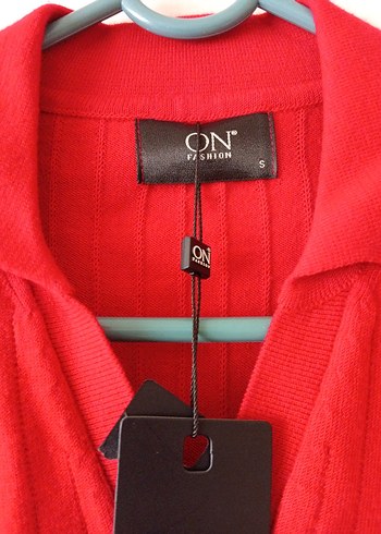 Kadın Kırmızı Hırka - Görsel 3