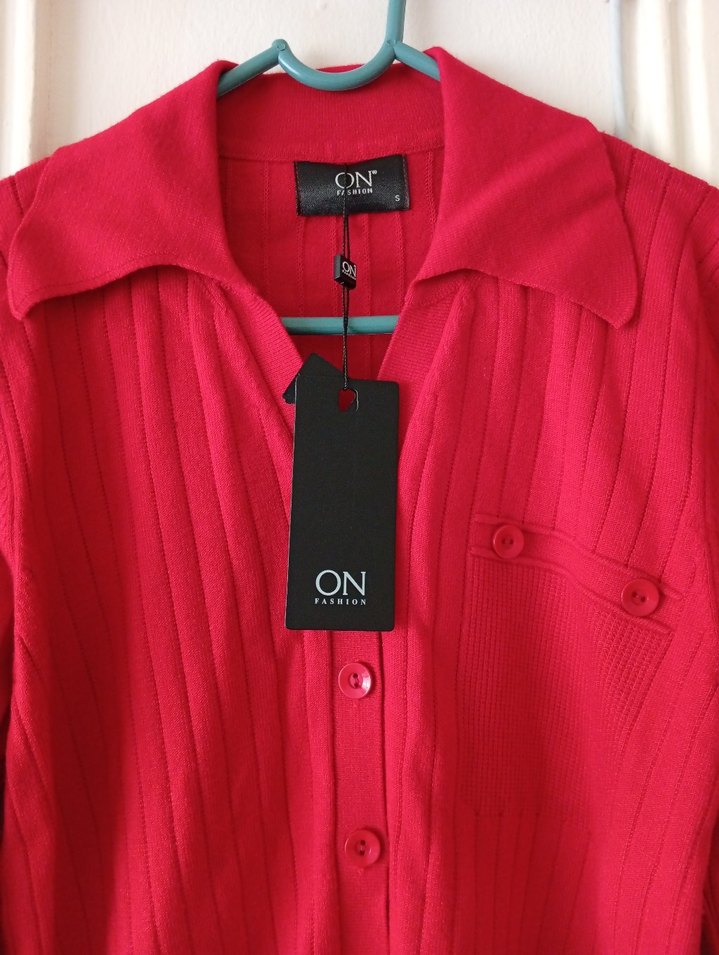 Kadın Kırmızı Hırka - Görsel 2