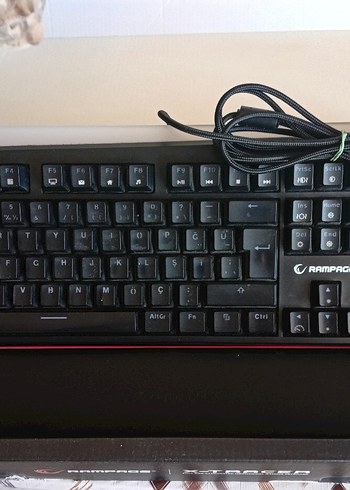 Rampage X-Tracer Red Switch Gaming Klavye - Görsel 2