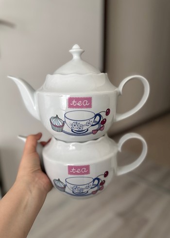 Beyaz Pastel Desenli Porselen Çaydanlık