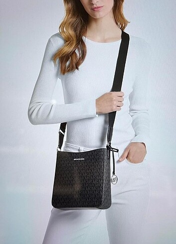 Michael Kors çanta 