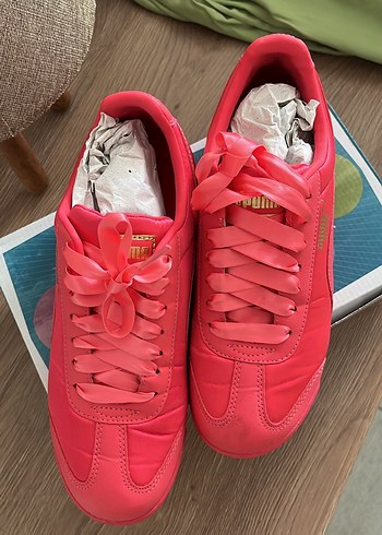 Puma Pembe Kadın Spor Ayakkabı bağcıklı