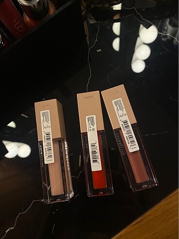  Beden Maybelline lifter gloss