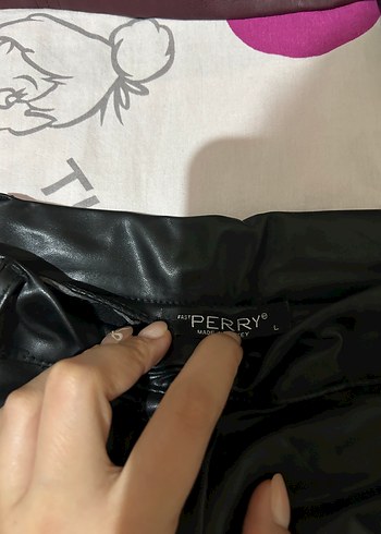 Diğer Kadın Siyah Deri Kemerli Pantolon