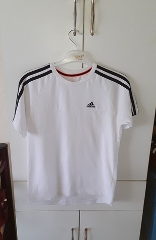 Orijinal adidas 