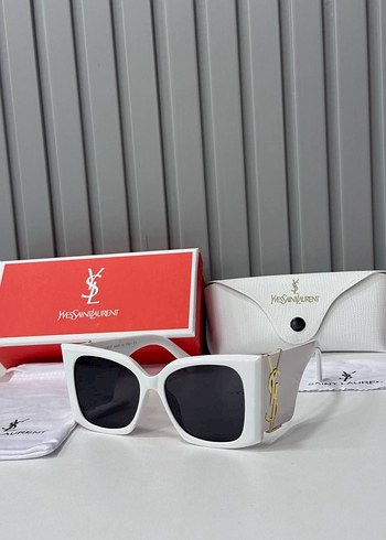 Yves Saint Laurent Ysl Kare Gunes Gozlugu