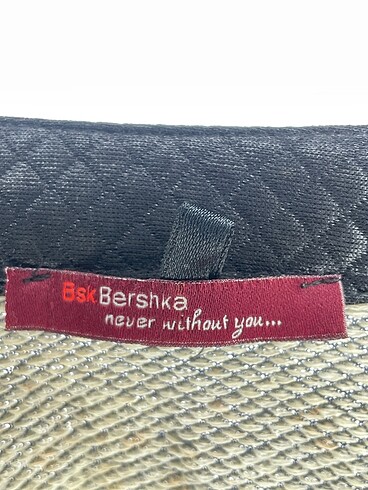 universal Beden çeşitli Renk Bershka Hırka %70 İndirimli.