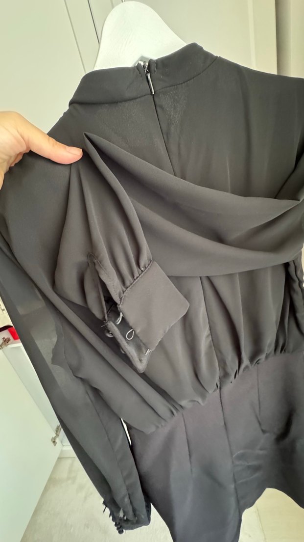 Uzun Kollu Siyah Mini Elbise - Görsel 3