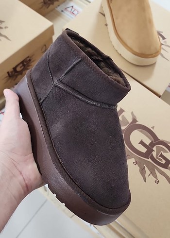 UGG bot