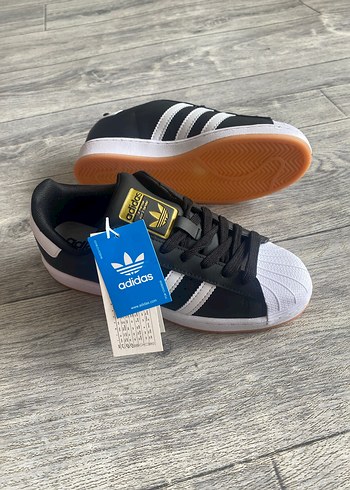 Adidas ürünü