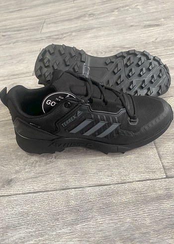 Adidas ürünü