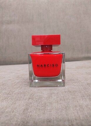  Beden Narciso Rodriguez