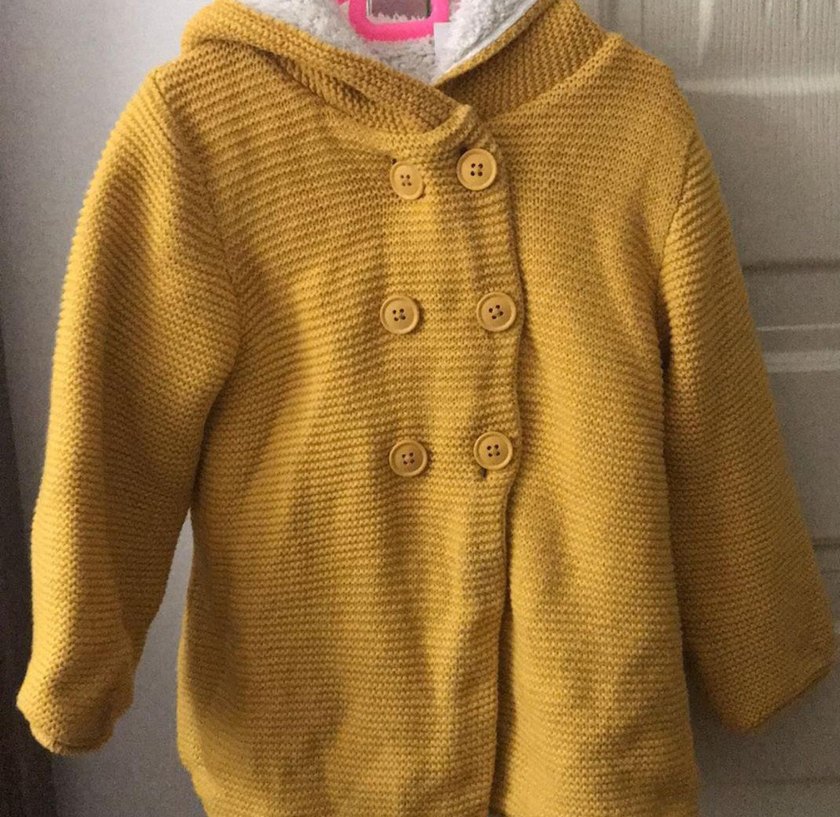 Sarı Düğmeli Kız Triko Hırka - Görsel 3