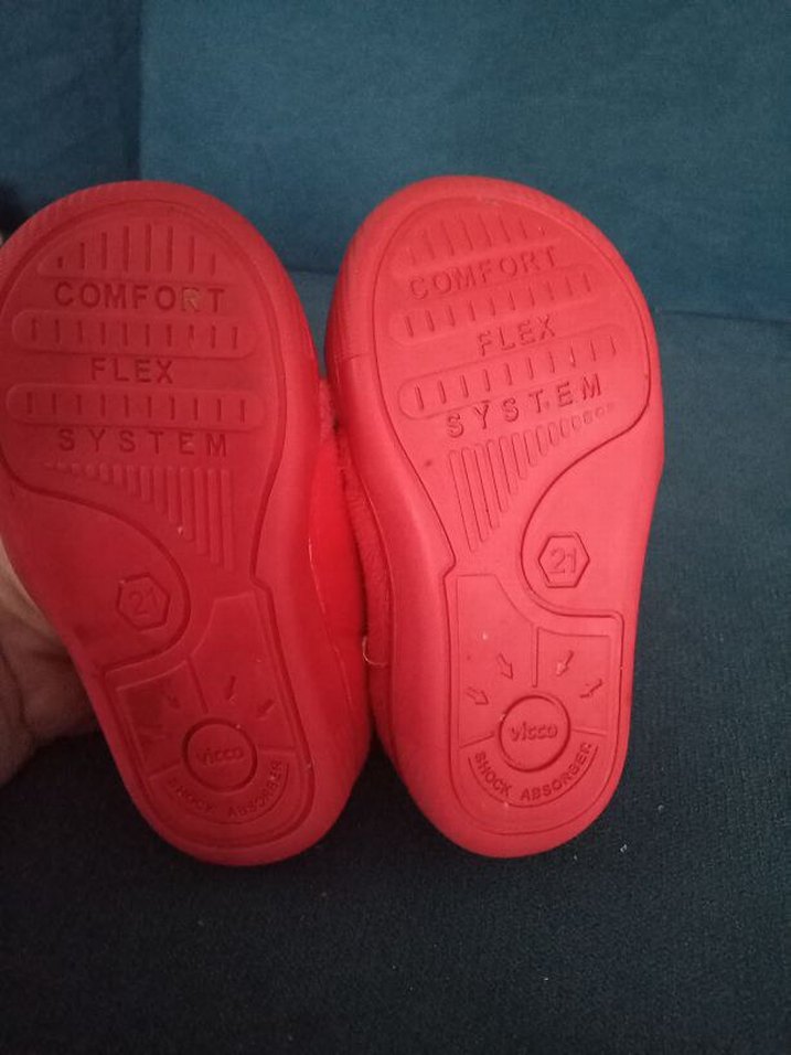 Kızlar için Kırmızı Sıcak Terlikler Velcro - Görsel 2