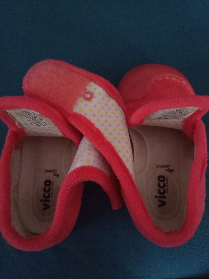 Kızlar için Kırmızı Sıcak Terlikler Velcro - Görsel 3