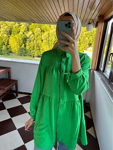 s Beden Yeşil gömlek