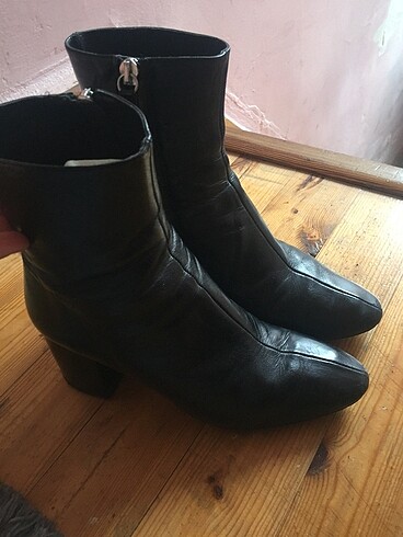 37 Beden Zara bot