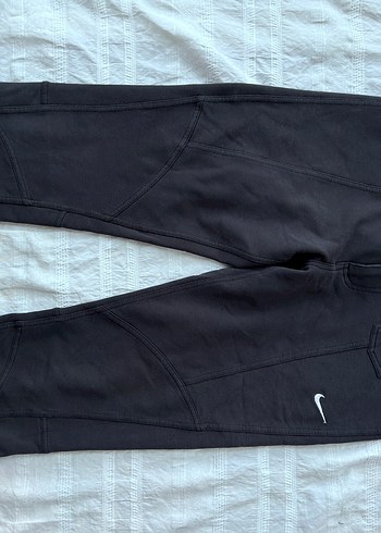 Nike Studio Kapri - Görsel 2