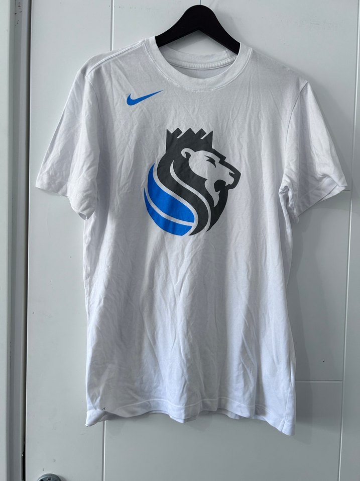 Nike Sacramento Kings Tshirt - Görsel 2