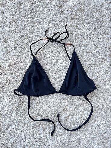 Aksesuar Detaylı Bikini Üstü