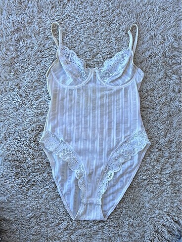 Kom Bodysuit
