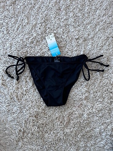 F&F Bikini Altı