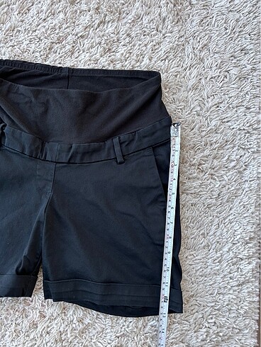 m Beden H&M Hamile Şortu