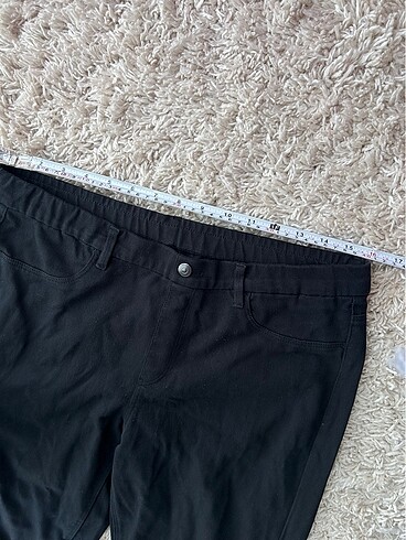 l Beden siyah Renk Uniqlo Pantolon