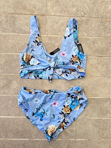 Desenli Bikini Takımı