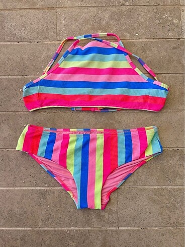 Çok Renkli Halter Yaka Bikini Takımı