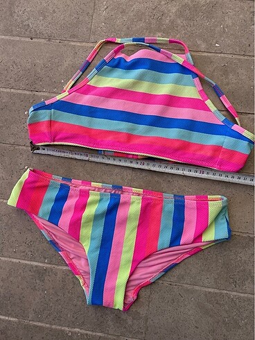 m Beden Çok Renkli Halter Yaka Bikini Takımı