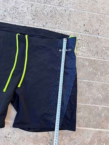l Beden siyah Renk Decathlon Nabaiji Slip Şort Mayo
