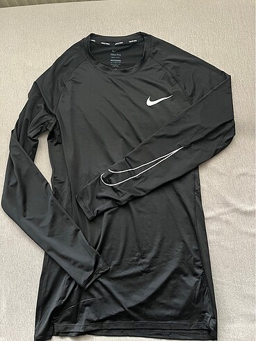 Nike Pro