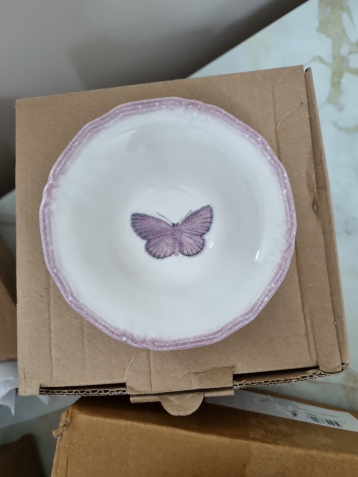 Çiçek ve Kelebek Desenli Seramik Tabak Seti - Görsel 4