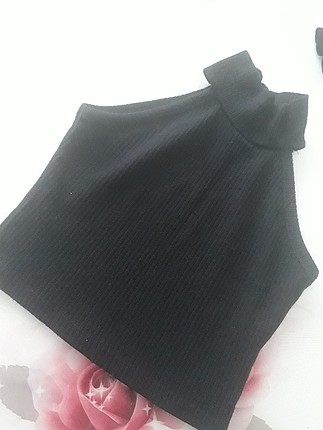 Siyah crop