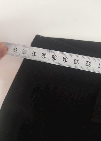 42 Beden siyah Renk Pul Detaylı Siyah Yılan Desenli Geniş Paça Pantolon