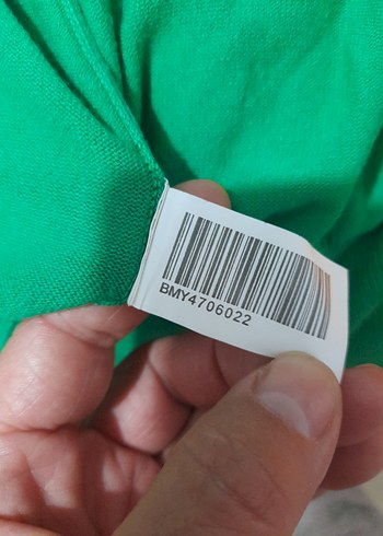 m Beden Düğmeli V Yakalı Yeşil Hırka