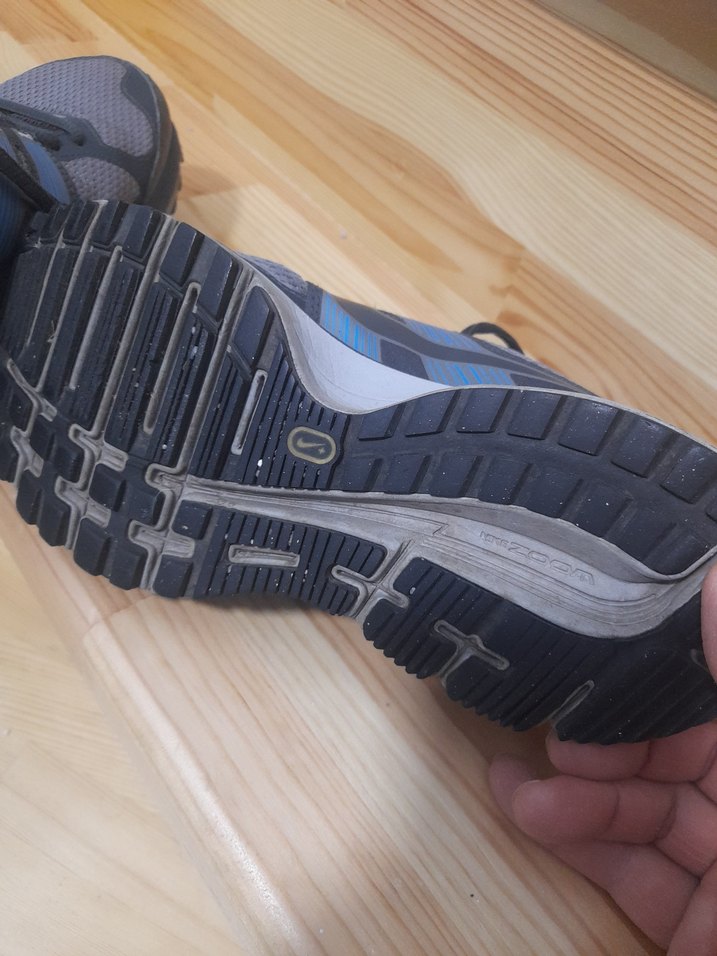 Gri Nike Kadın Spor Ayakkabı Velcro - Görsel 3