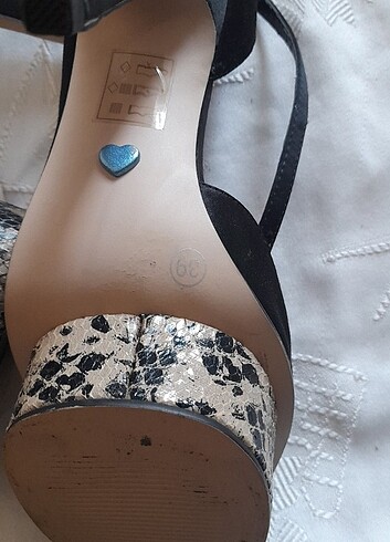 Schutz schuh marka 39 nom 15 santim