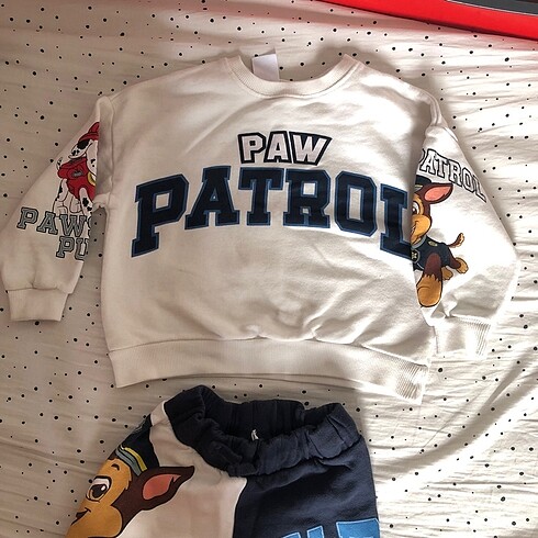 5 Yaş Beden Zara 4/5 yaş sweatshirt şort takım