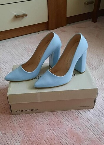 Diğer Rugan Stiletto