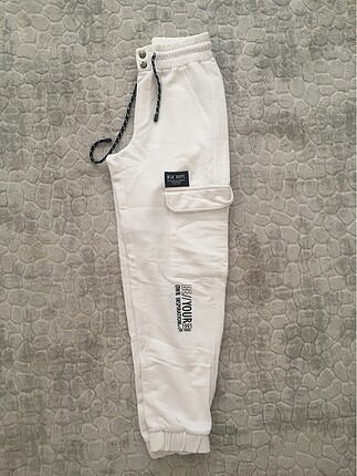 BERSHKA JOGGER