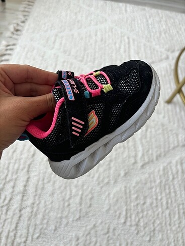 Skechers ışıklı ayakkabı