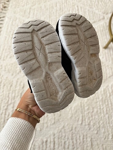 22 Beden Skechers ışıklı ayakkabı