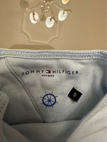 Tommy Hilfiger 3 adet tommy zıbın