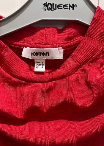 Koton Kısa Kollu Kırmızı Pliseli Mini Kadın Bluz - Görsel 2