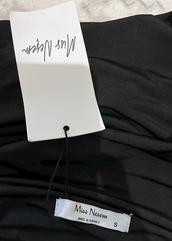 Mango Siyah Drapeli V Yaka boyundan bağlamalı bluz - Görsel 4