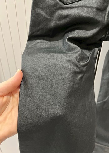 Stradivarius Siyah Deri Kadın Kot Pantolon - Görsel 5